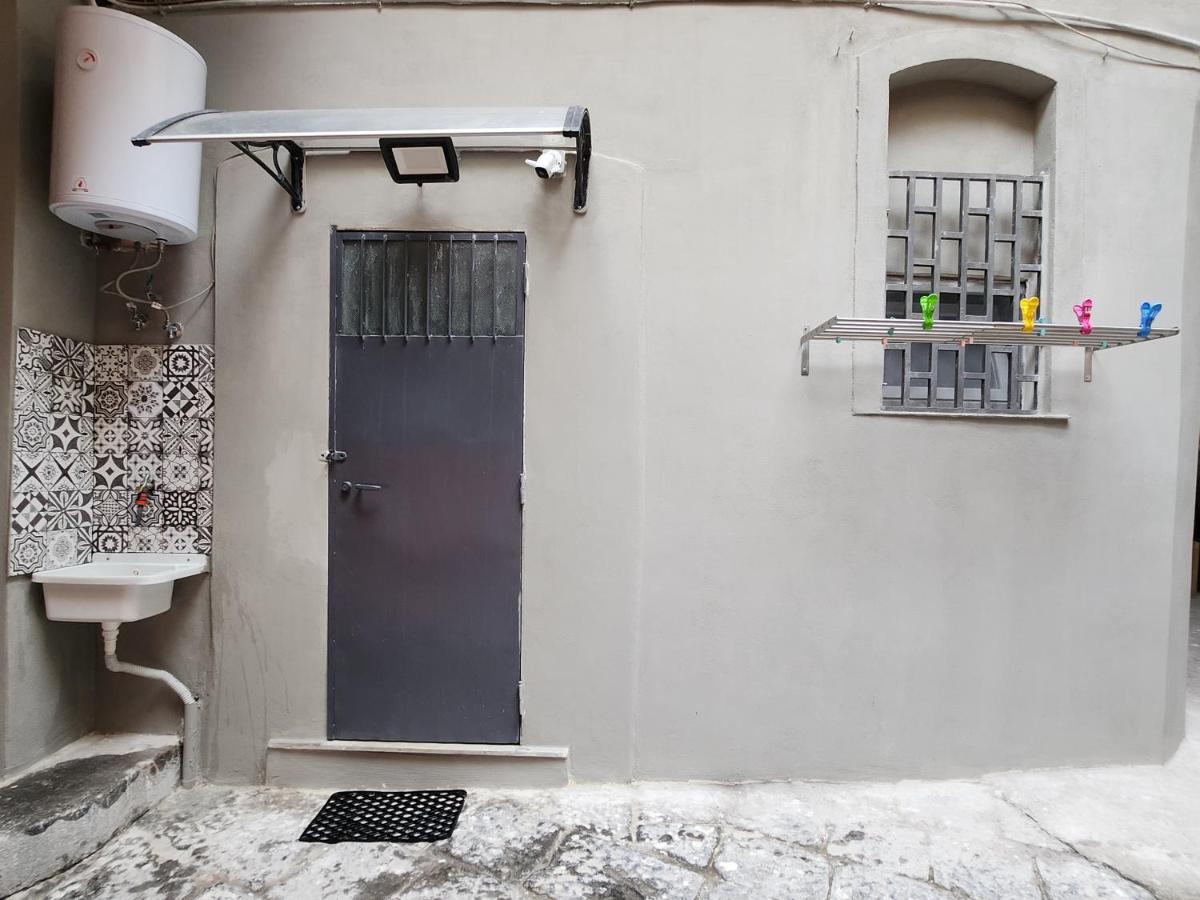 Chimera House Apartment Catania Bagian luar foto